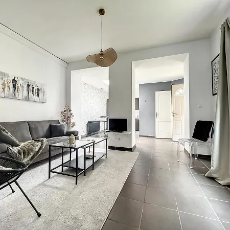 Apartman T2 - Parking Et Jardin Privatif *