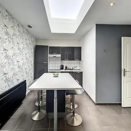 T2 - Parking Et Jardin Privatif Apartman