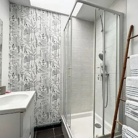 T2 - Parking Et Jardin Privatif 公寓